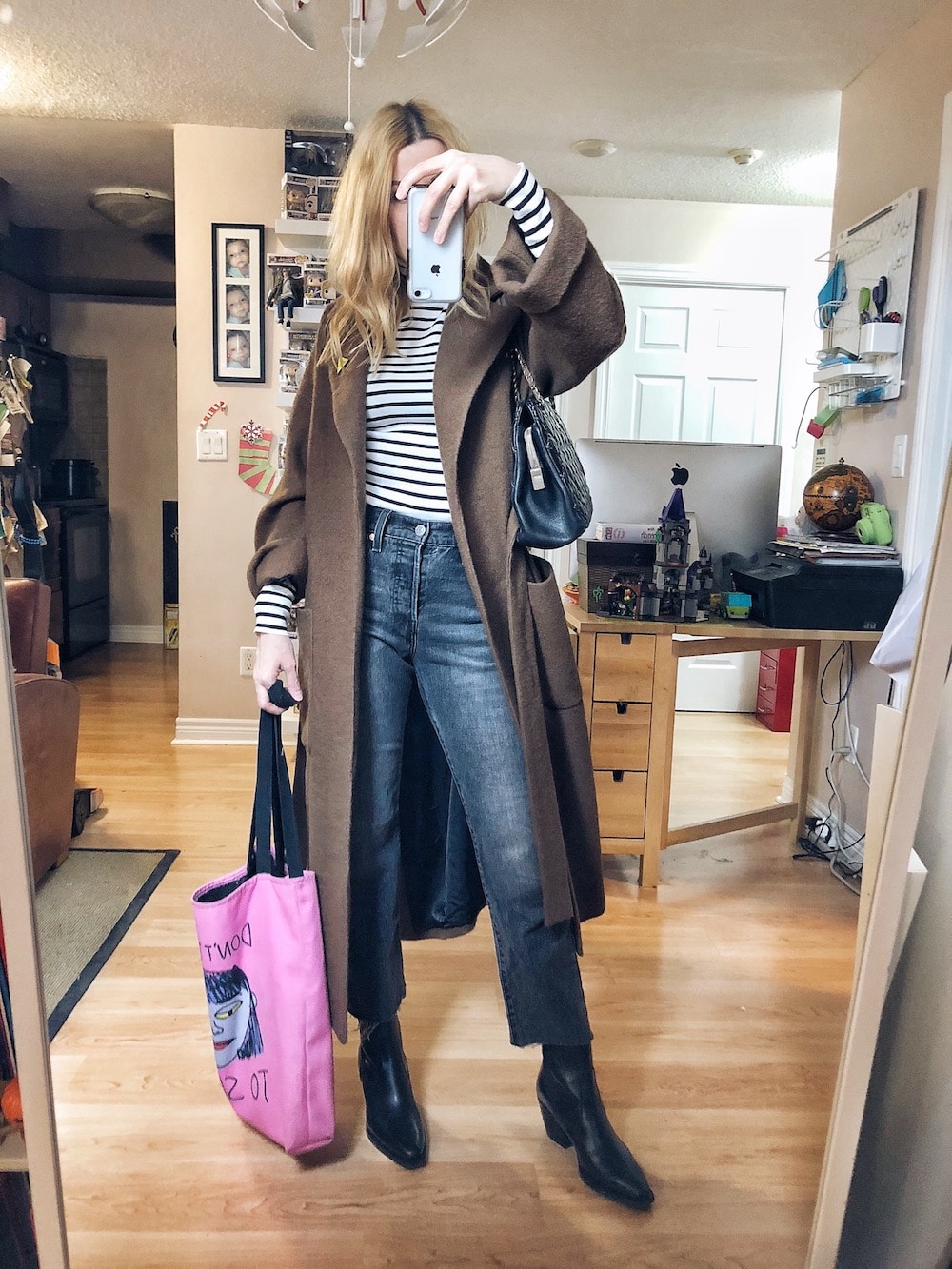 What I Wore this week | Striped Turtleneck | 501 Levis Straight Jeans | Everlane Boots | Brown Wool Coat | Chanel bag | livelovesara