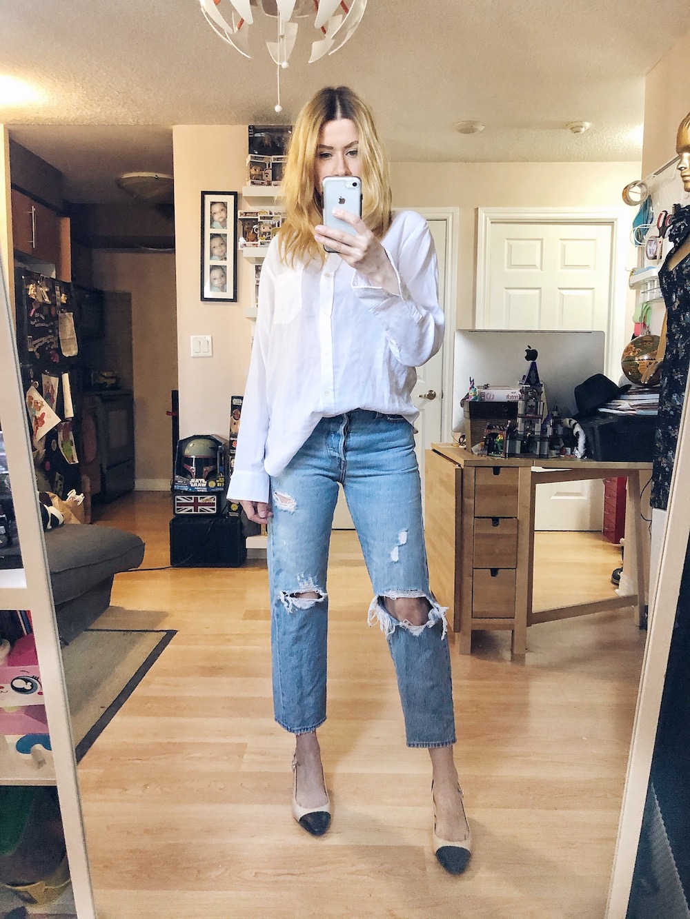 What I Wore this week | White Blouse | Levis 501s | Sam Edelman Leah Shoes | livelovesara