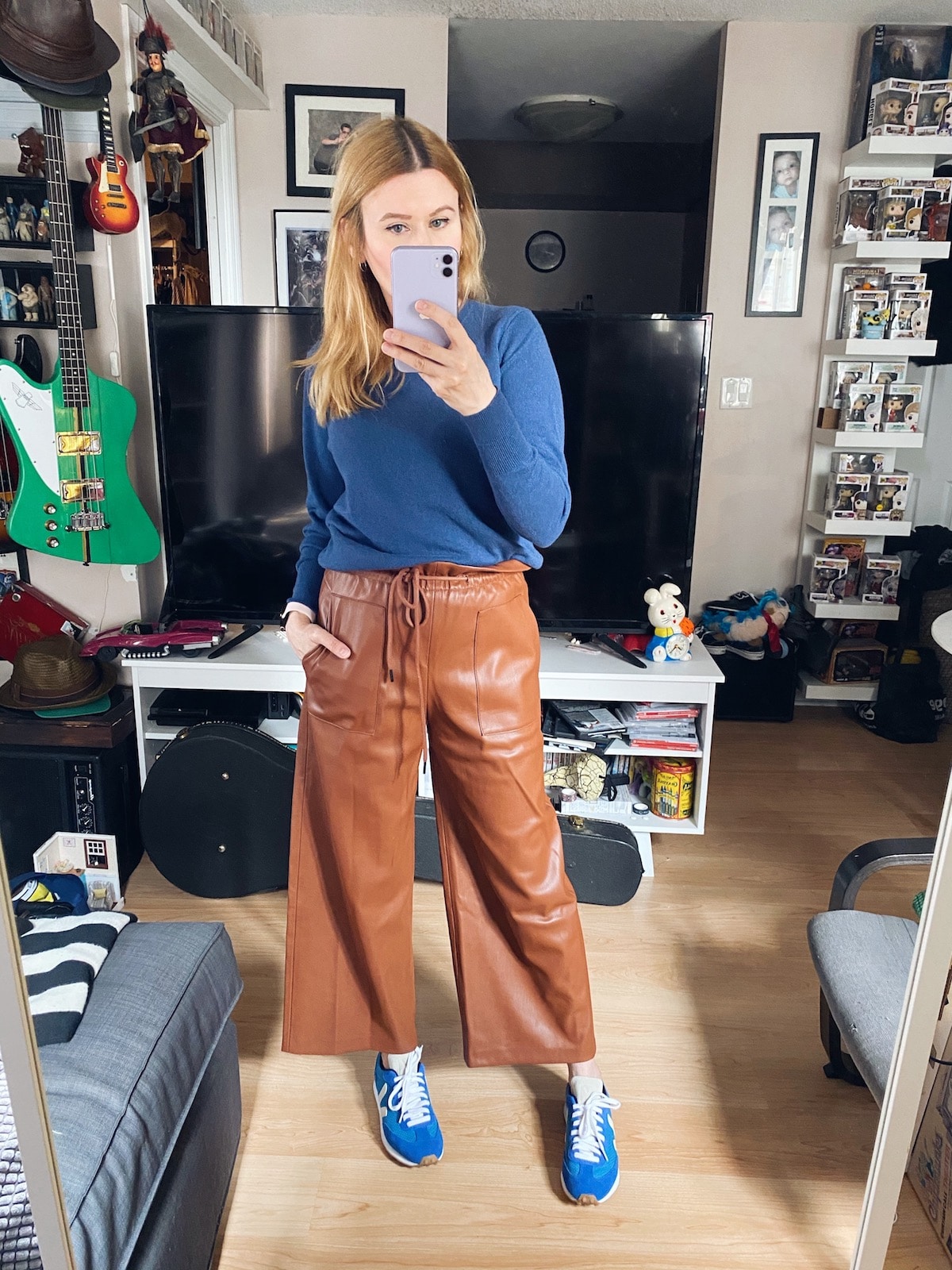 What I Wore this week | Blue Everlane Cashmere Sweater | Brown Faux Leather Trousers | Apple Watch | Blue Veja Rio Branco | livelovesara