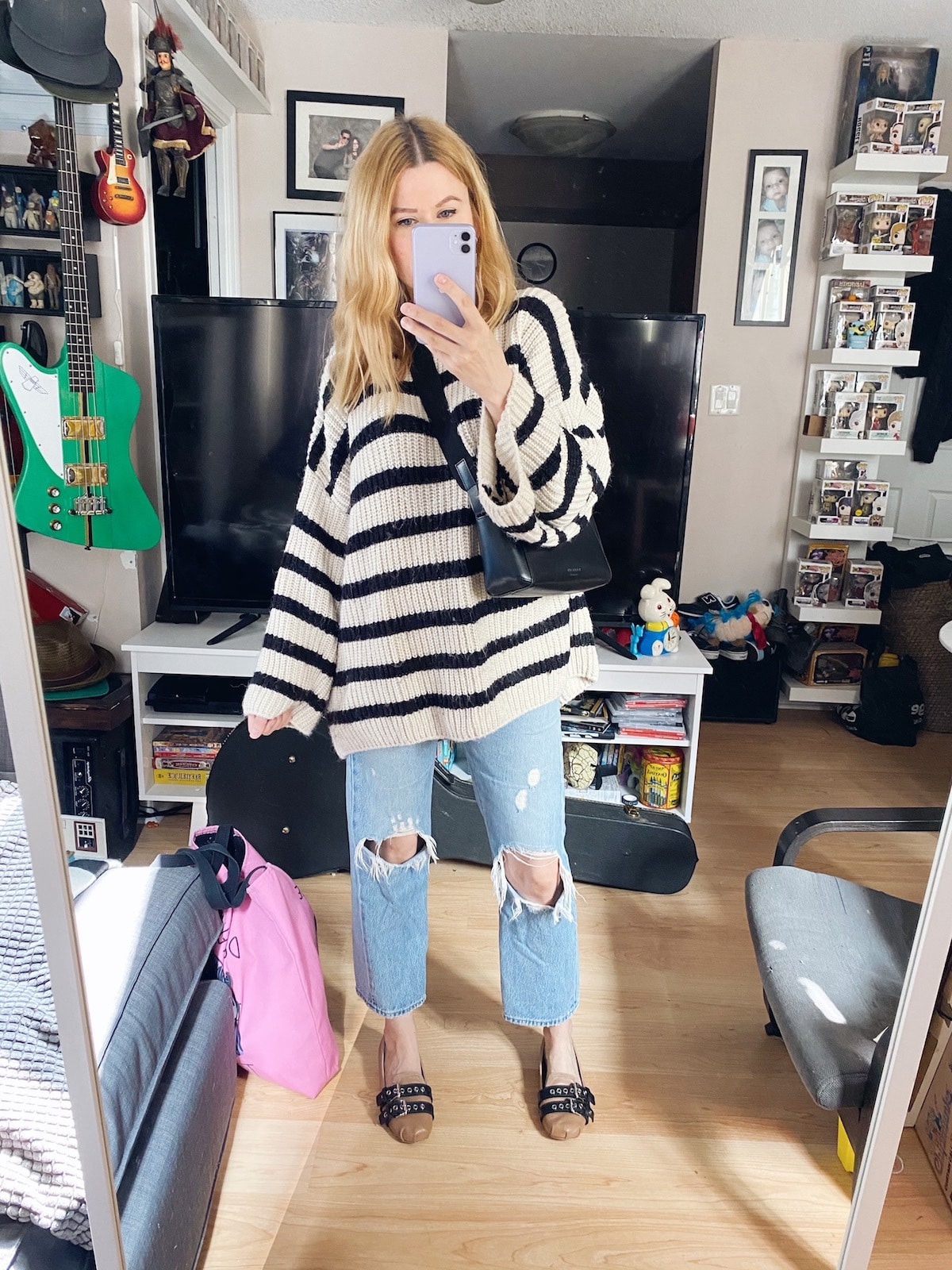 What I Wore this week | Zara Striped Oversized Sweater | Levi's 501s | Miu Miu Flats | Everlane Crossbody | livelovesara