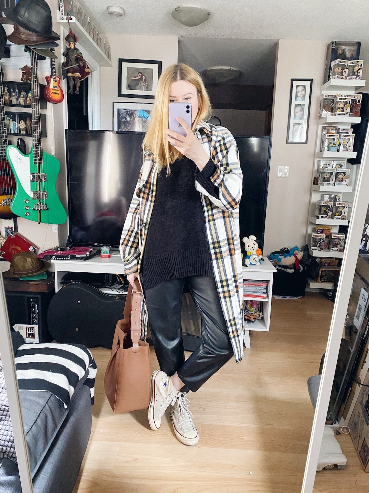 What I Wore this week | Black H&M Sweater | Plaid Shacket | Faux Leather Trousers | Converse | Everlane Studio Tote | livelovesara