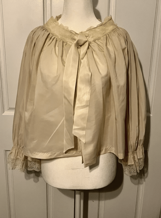 Vintage 1940s Ivory Billowy Bed Jacket Lace Trim