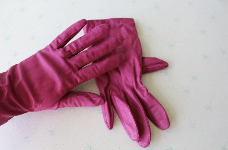 1980s Vintage Hot Pink Leather Gloves