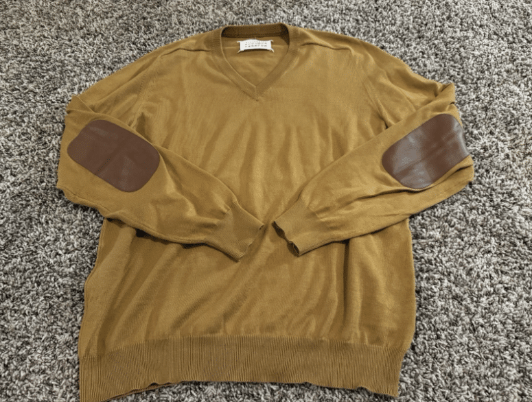 Maison Margiela V Neck Sweater Men’s Large Tan Brown Elbow Patches
