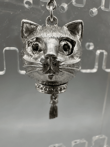 Vintage MONET Mechanical Winking Cat Charm Green Rhinestone Eyes Silver Tone